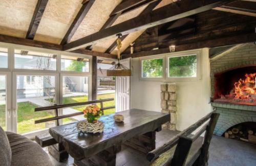 Fuzine Villa | Villa Green Oasis