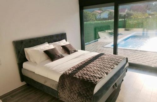 Pocitelj Villa | Villa Grey