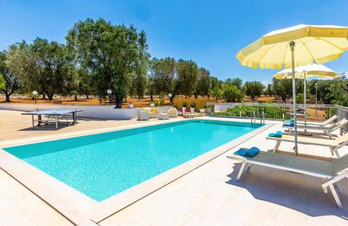 Carovigno Villa | Villa Guglielmo by Villa Plus