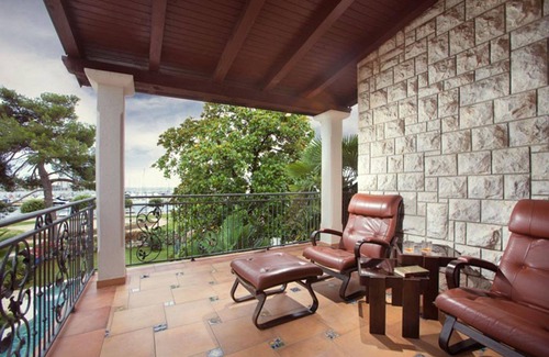 Umag Villa | Villa Harbourfront Umag – Wonderful 5 Bedroom Villa – Harbour Views - Jacuzzi.