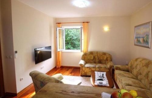 Cilipi Apartment | Villa Harmonia with patio and shared pool
