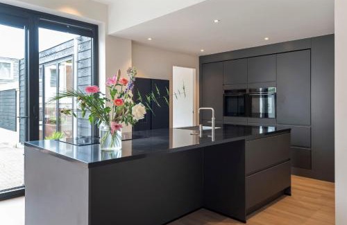 Zandvoort House | Villa Harry with private parking