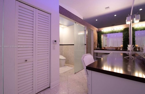 North Bay Village Villa | Villa Hashmi