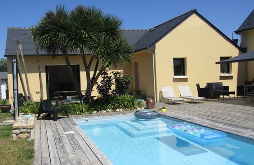 Plouguerneau Villa | Villa, heated pool, hammam, 200m from the beach, 8 people, sea view