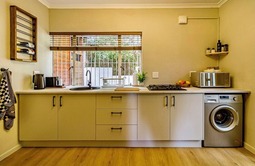 Somerset West House | Villa Helderberg