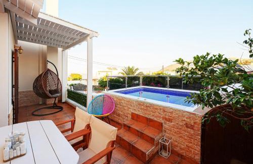 Vothon House | Villa Helena Santorini- Private Plunge Pool & BBQ