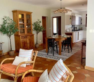 Beausoleil House | Villa Helene