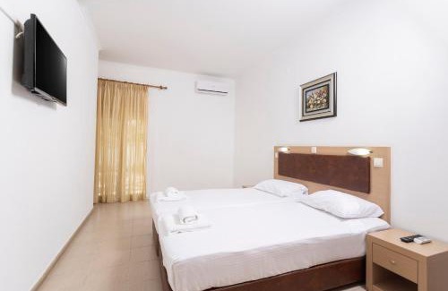 Pefkochori Apartment | Villa Helga Exotic