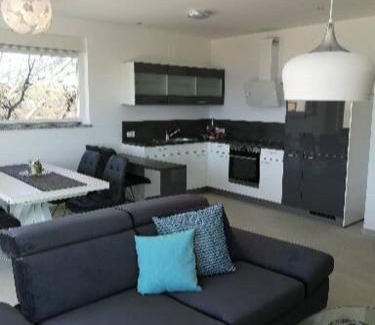Linardici Apartment | Villa Helines*****