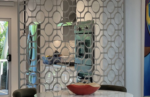 Old Las Palmas Condo | Villa Hermosa located in the midcentury jewel condo complex Villa de Las Palmas