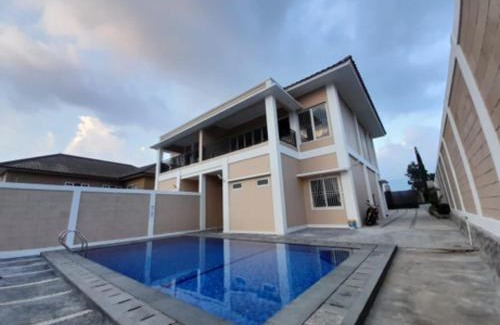 Cisarua Villa | Villa Hijau Puncak Bogor