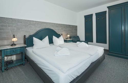 Seebad Heringsdorf Apartment | Villa Hohe Düne 02