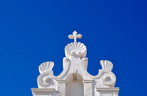 Patroves Villa | Villa Hunes - Bright modern villa, private pool, walk to restaurants, easy.