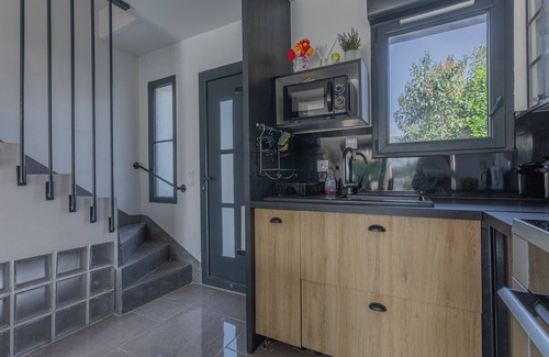 Cabasse Villa | Villa 'Igor' with Mountain View, Private Pool and Wi-Fi