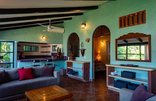 Sayulita Apartment | Villa Iguana Verde