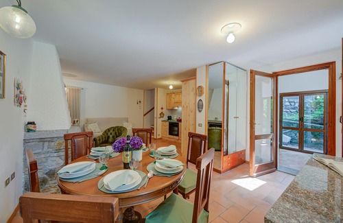 Castelveccana Villa | Villa Il Castagno Few Min From Beach, Castelveccana, Italy