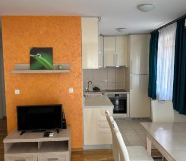 Babilonija Apartment | Villa IL Mare 2