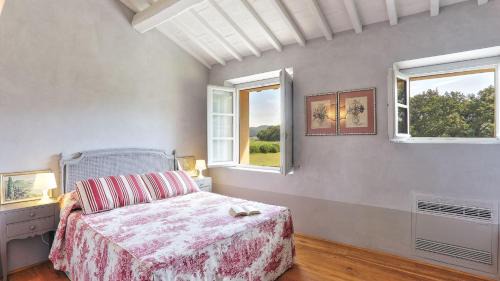 Cecina Villa | VILLA IL MELUCCIO 12&2, Emma Villas