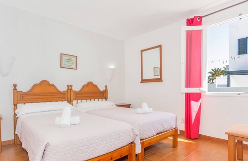 Cala'n Bosch Villa | Villa 'Illa Des Bledes' with Private Terrace