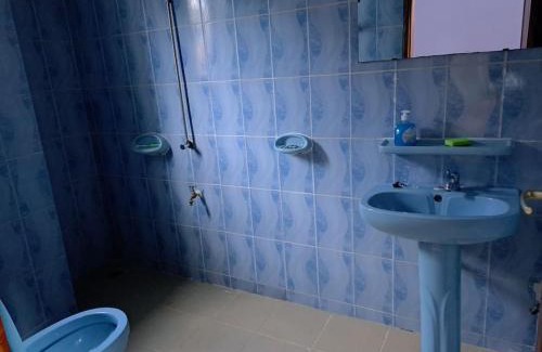 Abomey-Calavi Apartment | Villa ILLEMI avec un salon luxueux et des chambres somptueuses climatisées-ventilées sise à Abomey-Calavi