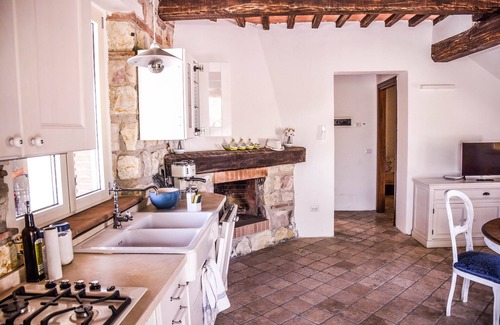San Venanzo House | Villa in a very quiet area with garden, pool and panoramic terrace with hot tub!