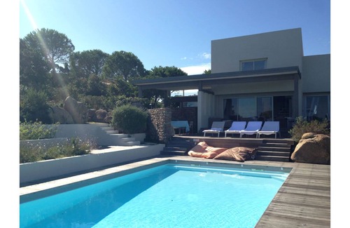 Bonifacio Villa | Villa in Bonifacio near the beach
