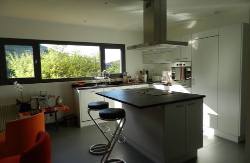 Collioure Villa | Villa in Collioure with swimming pool surrounded by vineyards with mountain views