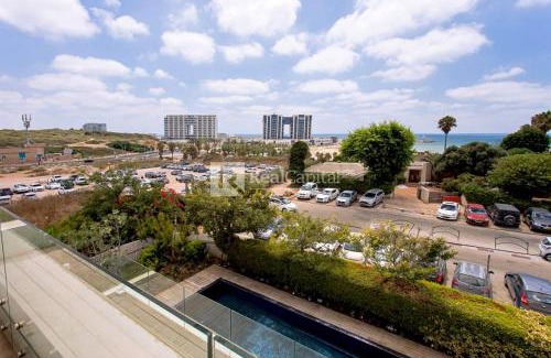 Herzliya Pituach Villa | Villa in Herzliya Pituach, Israel