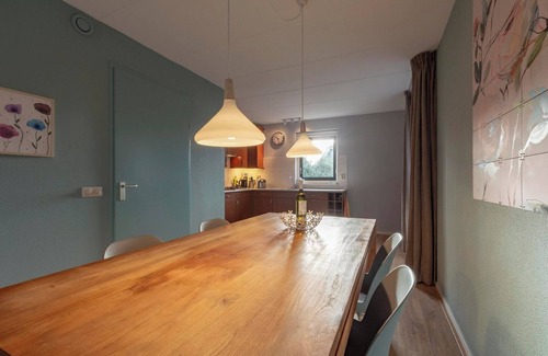 Julianadorp aan zee Villa | Villa in Julianadorp near the Beach