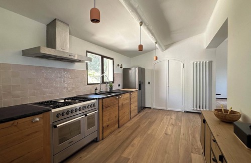 Lourmarin Villa | villa in Lourmarin, 6 en-suite bedrooms, exceptionnal view