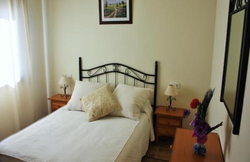 Vinuela House | Villa in Málaga near Mediterranean Coast, cleaning included