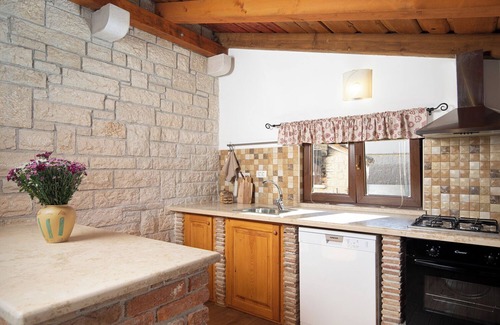Pazin Villa | VILLA IN PEACEFUL LOCATION, NATURE, HEATED SWIMMING POOL, SUITABLE FOR CHILDREN