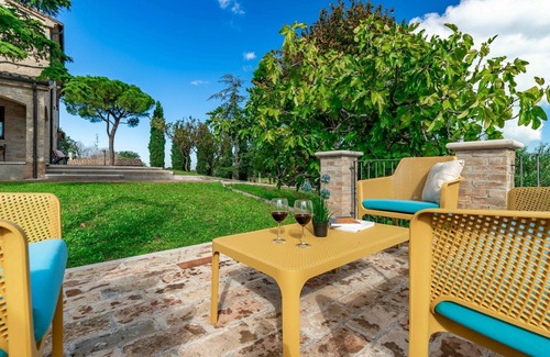 Pesaro Villa | Villa in Pesaro with 4 bedrooms sleeps 10
