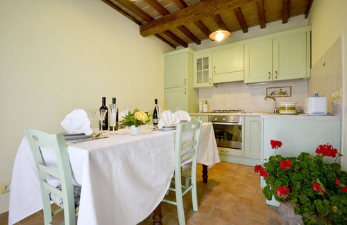 Bivio Lugnano Villa | Villa in Poggioni with 4 bedrooms sleeps 7