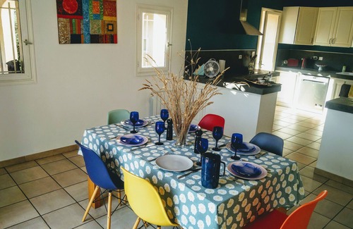 Rognes Villa | Villa in provence/near luberon in quiet area, 4 bedrooms with private pool & garden