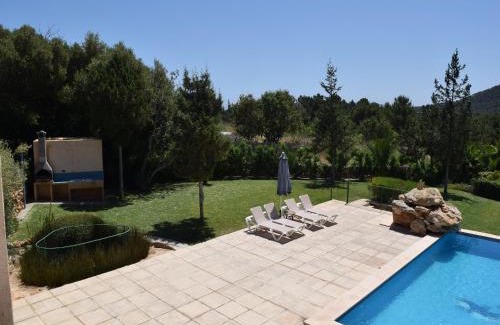 Sant Josep de sa Talaia Villa | Villa in Sant Josep near Cala Jondal Beach