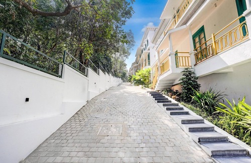 Siolim Villa | Villa in Siolim Near Morjim Beach