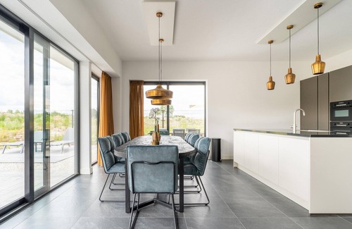 Zeewolde Villa | Villa in Zeewolde near Flevostrand Beach