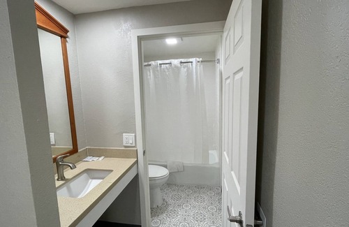 Southwest Anaheim Hotel | Villa Inn Anaheim