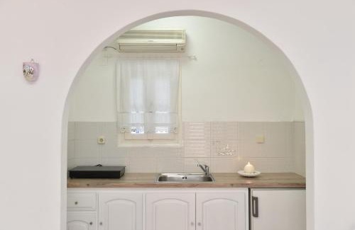 Naousa Apartment | Villa Irini