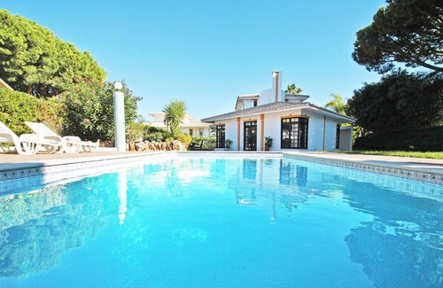Vale do Garrao Villa | Villa Isa Joe by Algarve Vacation