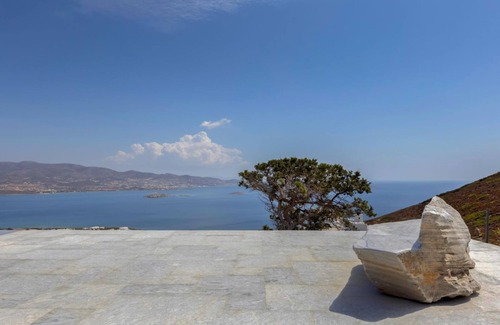 Antiparos Villa | Villa Ismelda - Six Bedroom Villa, Sleeps 14