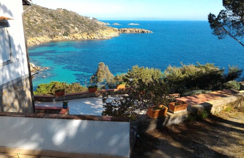 Isola del Giglio Villa | Villa "I mirti" locality Caldane island of lily