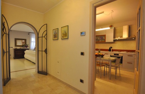 Lonato del Garda Villa | Villa Garden private heated pool and air conditioning in all rooms