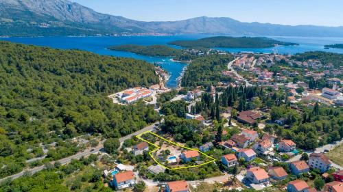 Cove Tri Zala (Zrnovo) Villa | Villa Ivanka