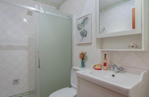 Tavira Villa | Villa Jacaranda-Pool, Sea View & Mature Garden