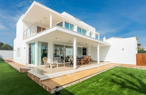 Ses Salines Villa | Villa Jamaica