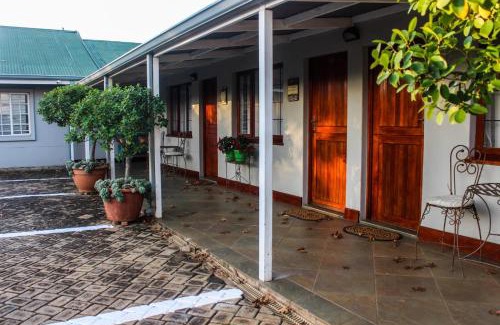Equestria House | Villa Jana Guesthouse