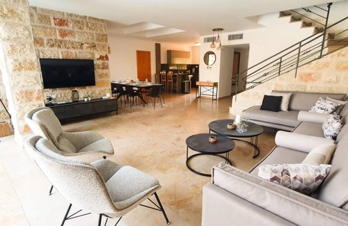 Herzliya Pituach Apartment | Villa Jasmin in Herzliya