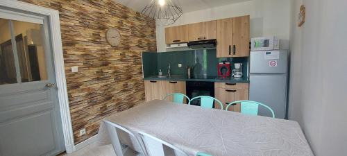 Mont-Dore Apartment | Villa Jean Julien - Les Cascades - Wifi - 2 chambres - 6 personnes - Terrasse
